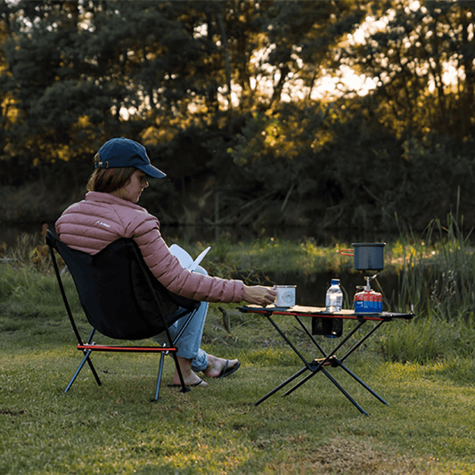 Foldable Aluminum Camp Table – Portable outdoor table with practical features for camping and picnics.