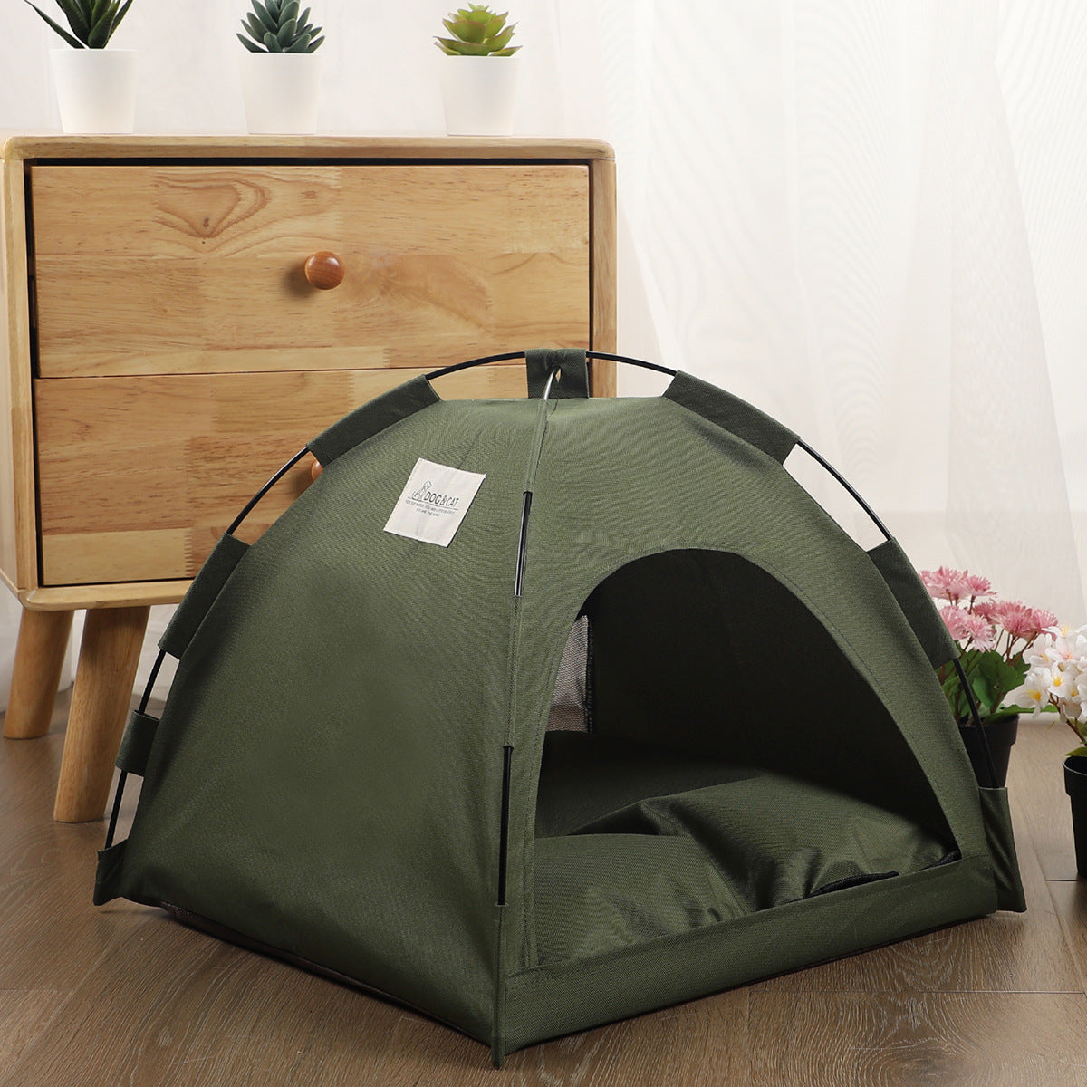 Easy-to-clean features make maintenance a breeze for this durable and stylish pet tent.